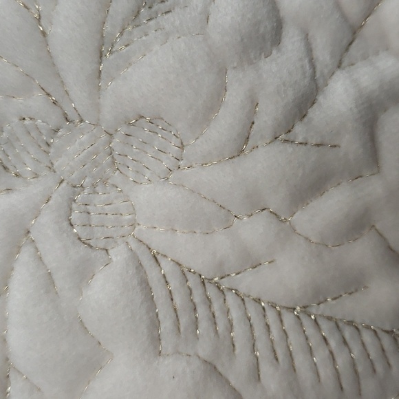 Tahari Home 52" Quilted Cream Tree Skirt with Metallic Gold Outlined Poinsettias - Picture 8 of 8